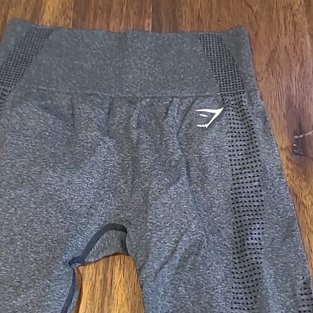 Gymshark Vital Boost Legging Size Med. - Picture 3 of 6